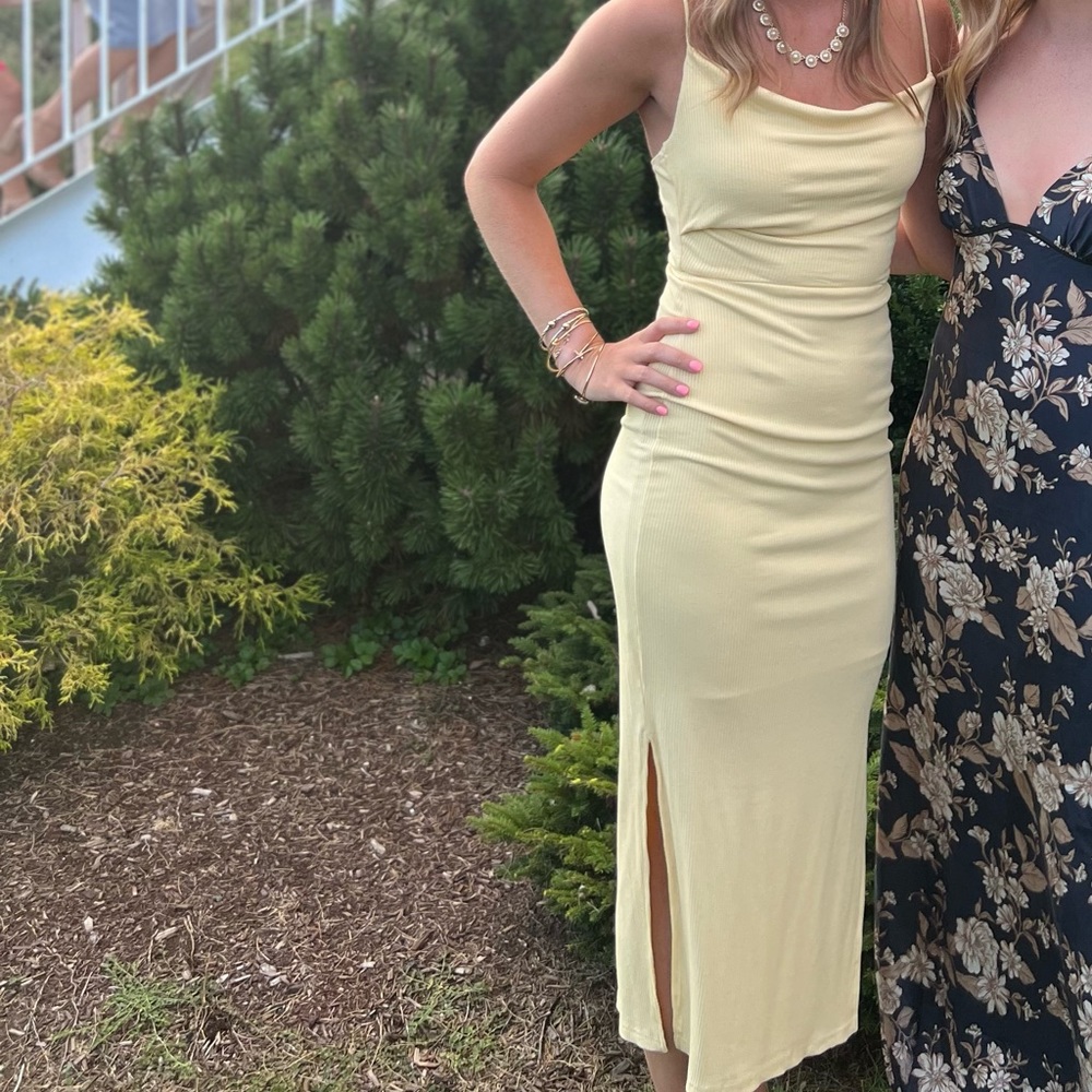Yellow dress